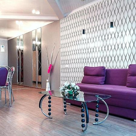 Sobornaya Art-Deco STYLE Apartment Nikolayev Bagian luar foto